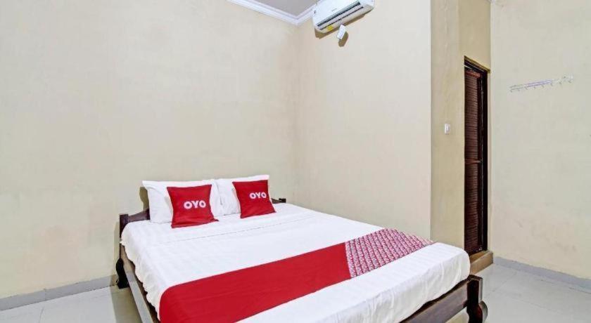 Oyo 91353 Hotel Surya Andesa Klaten Екстер'єр фото