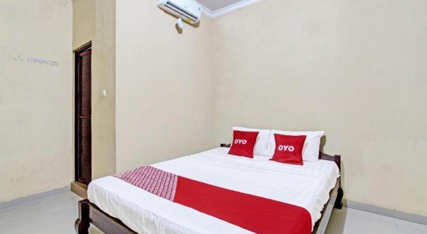 Oyo 91353 Hotel Surya Andesa Klaten Екстер'єр фото