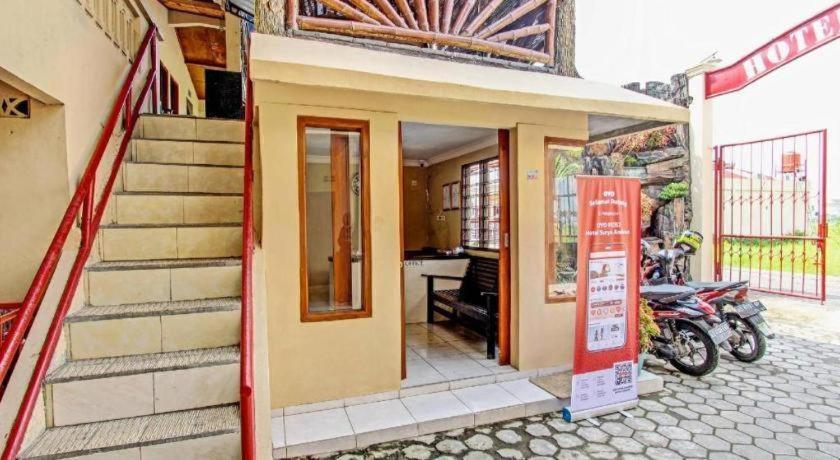 Oyo 91353 Hotel Surya Andesa Klaten Екстер'єр фото